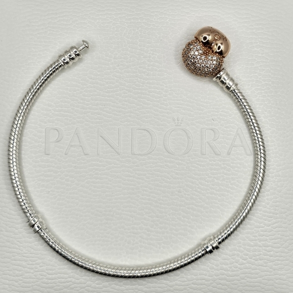 ♥️ Authentic Pandora ROSE HEART CLASP BRACELET - Picture 5 of 6